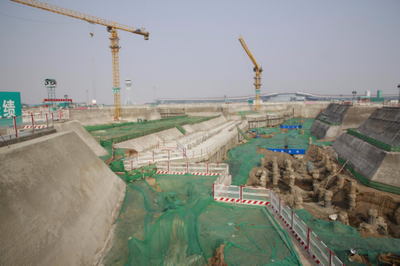 北京大興國際機場衛(wèi)星航站樓全面復(fù)工，助力京津冀一體化發(fā)展